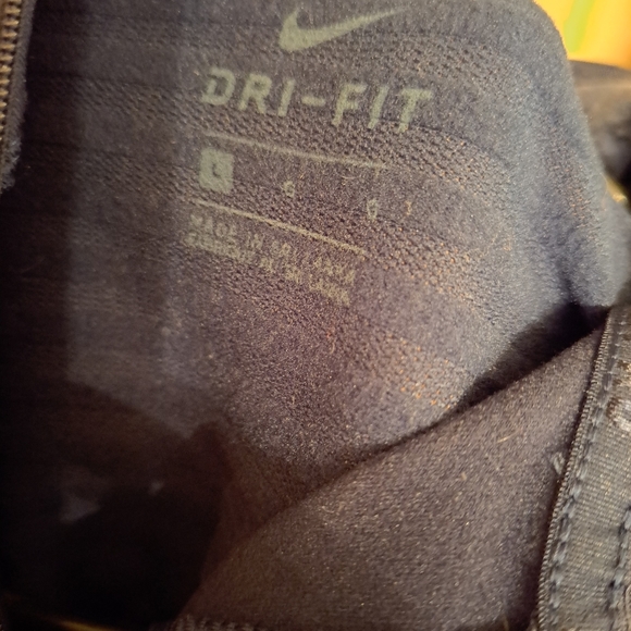 Nike Dri-Fit Half Zip Long Sleeve - Picture 4 of 5